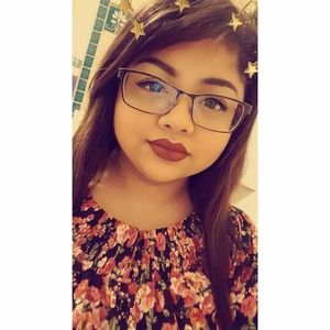 Meet your Posher, Katia